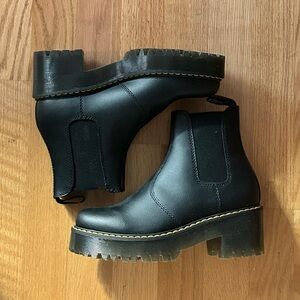 Dr Martens Rometty Chelsea Bootie